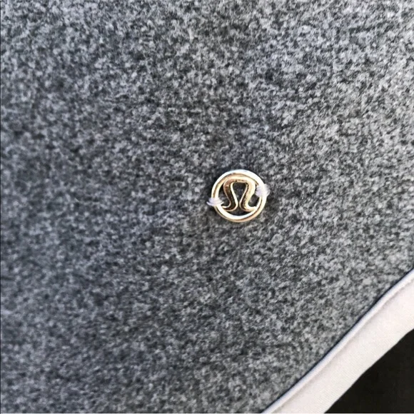 Lululemon Grey Presence Of Mind Wrap Sweater | 4 - Picture 5 of 8